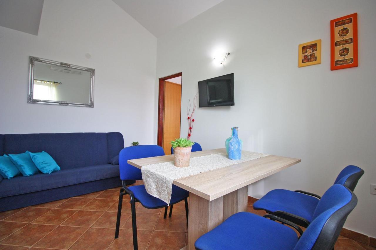 Brijunisol - 3 Apartments Top Position Near The Beautiful Beach Fažana Εξωτερικό φωτογραφία