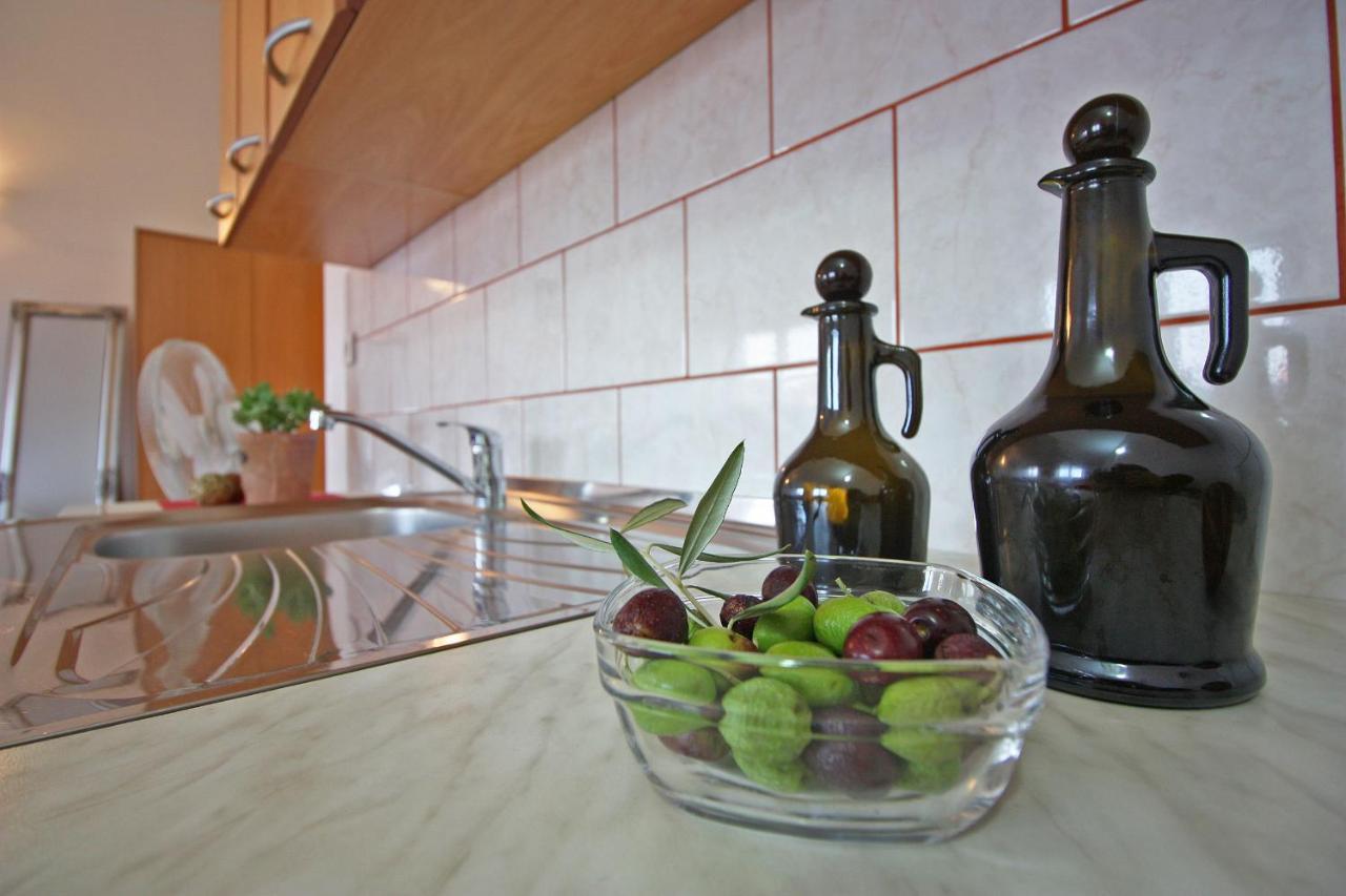Brijunisol - 3 Apartments Top Position Near The Beautiful Beach Fažana Εξωτερικό φωτογραφία