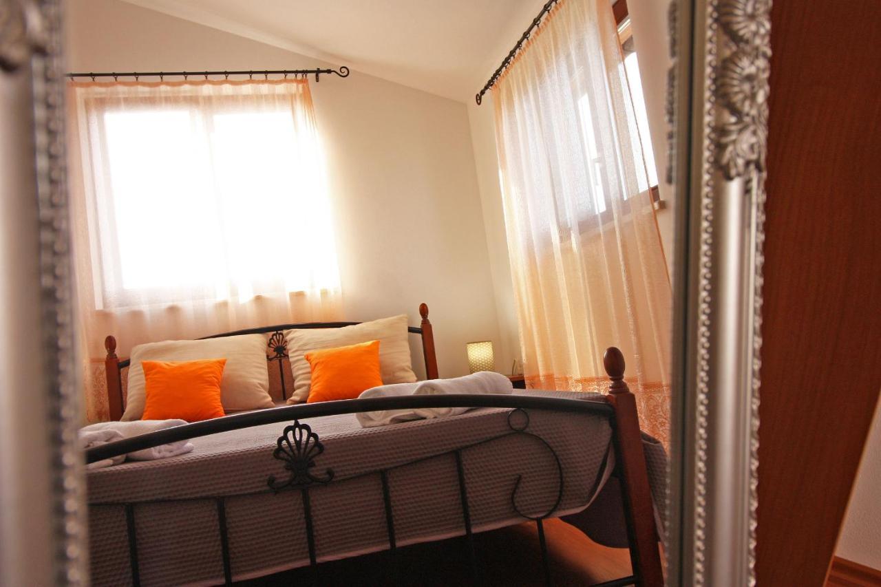 Brijunisol - 3 Apartments Top Position Near The Beautiful Beach Fažana Εξωτερικό φωτογραφία