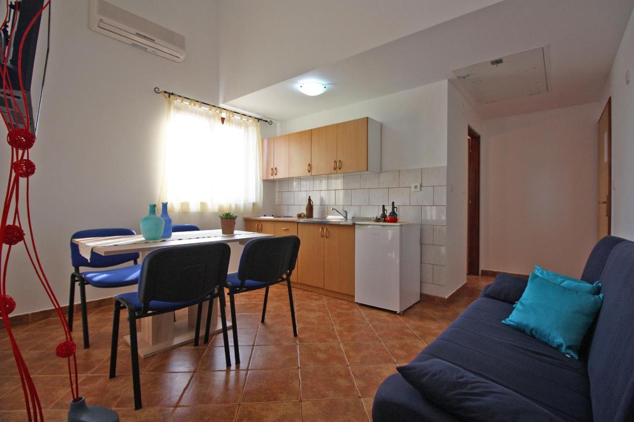 Brijunisol - 3 Apartments Top Position Near The Beautiful Beach Fažana Εξωτερικό φωτογραφία